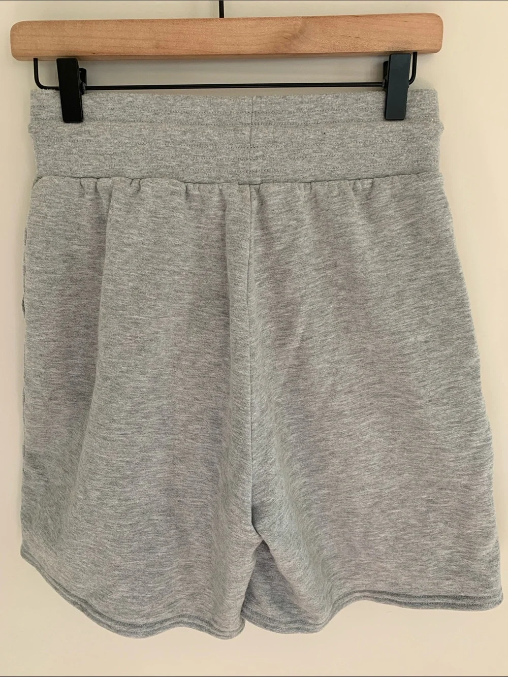 ALO Yoga High Waist Easy Sweat Shorts Grey Size Small Long Length Sporty Gym